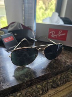 Ray-Ban Aviator Sunglasses
