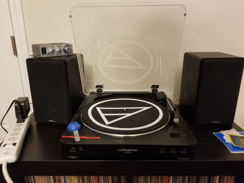 Audio technica AT LP 60 turntable plus speakers and preamp