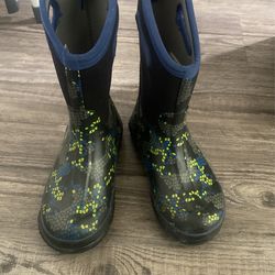 Snow Boots