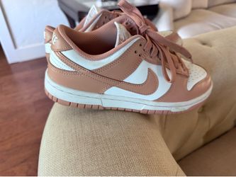 Girl Nikes