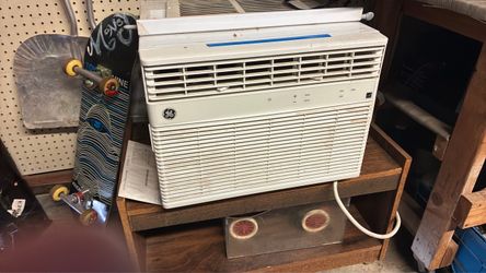 GE Window Air Conditioner Unit