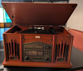 Leetac turntable radio cassette player