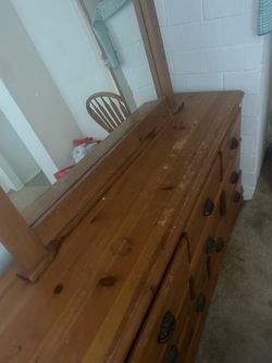 Free Dresser