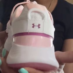 Under Armor Shoes Girl 