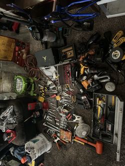 Lmk I Have Different Prices On All Of It But If You Wanna Just Take It All 700