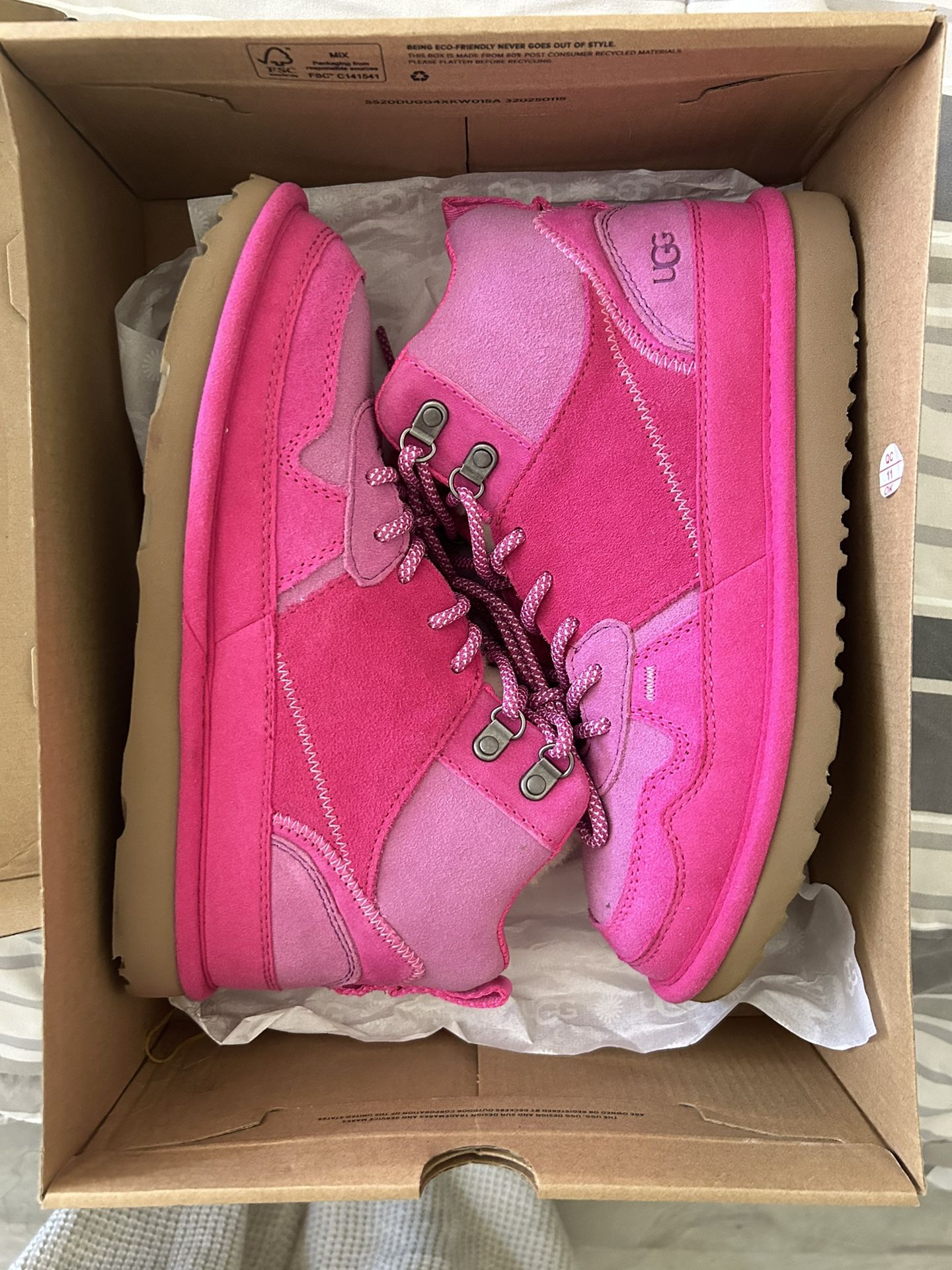 Ugg