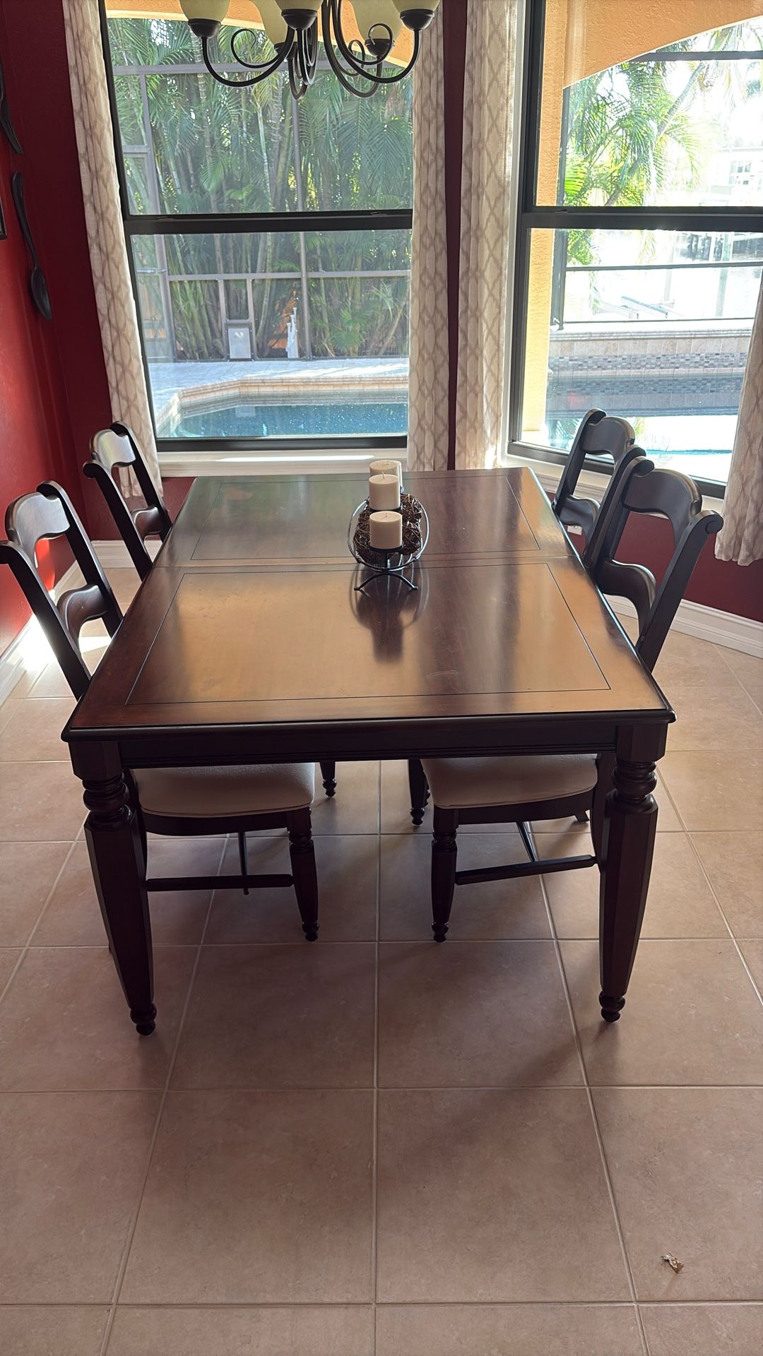 Dining Table Set