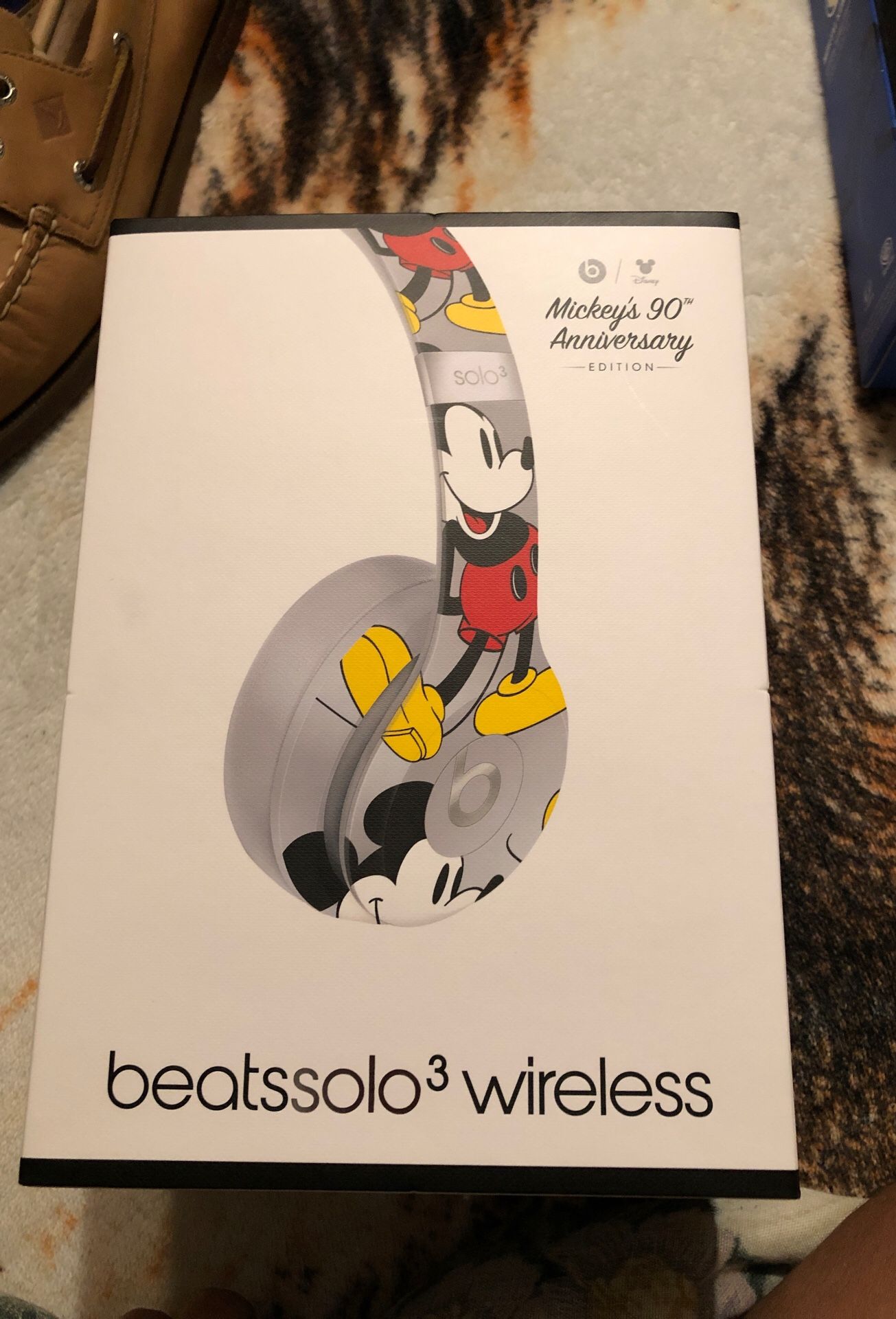 BEATS SOLO 3 wireless MICKEY MOUSE 90Th anniversary edition