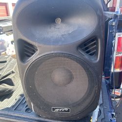 Powered 15” Bluetooth DJ Speaker – Mic Inputs – Loud Bass – Party Ready 🔊🔥”