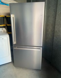 Hisense stainless steel fridge!