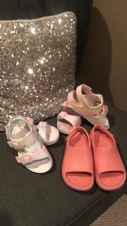 Girl toddler shoes size 9-10