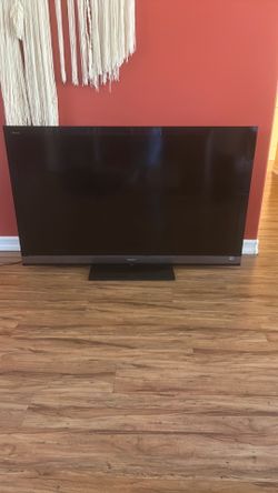 60 inc Sony TV. Excellent condition !