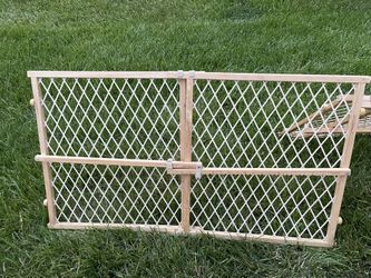 Adjustable, Stair/Door Gate, Can Be Used For Kids, Pets Etc.!
