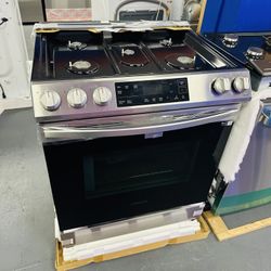 30” Samsung Slide In Gas Range