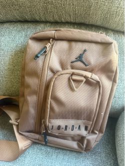 Jordan Crossbody