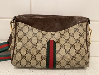 Authentic Gucci Handbag - Red Accent for Sale in Morrow, GA - OfferUp