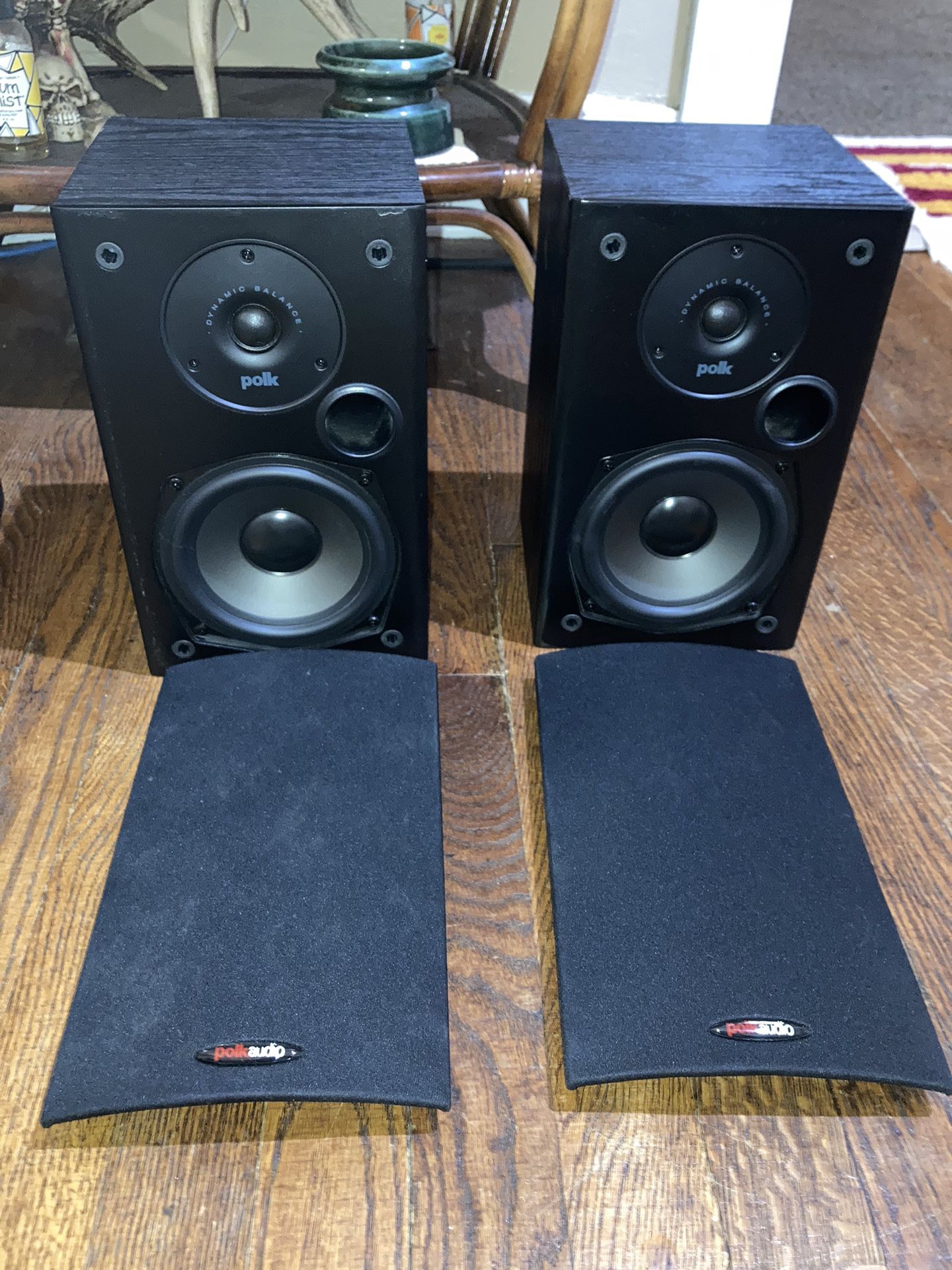 Polk Audio T15 Speakers