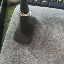 Sterling Silver Ring Sz 5
