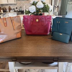 Women’s designer Handbags