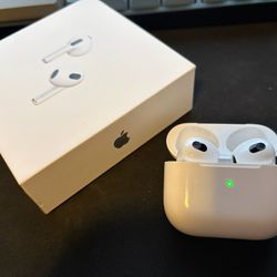 Apple Airpods 3rd Generation w/ Magsafe Charging Case