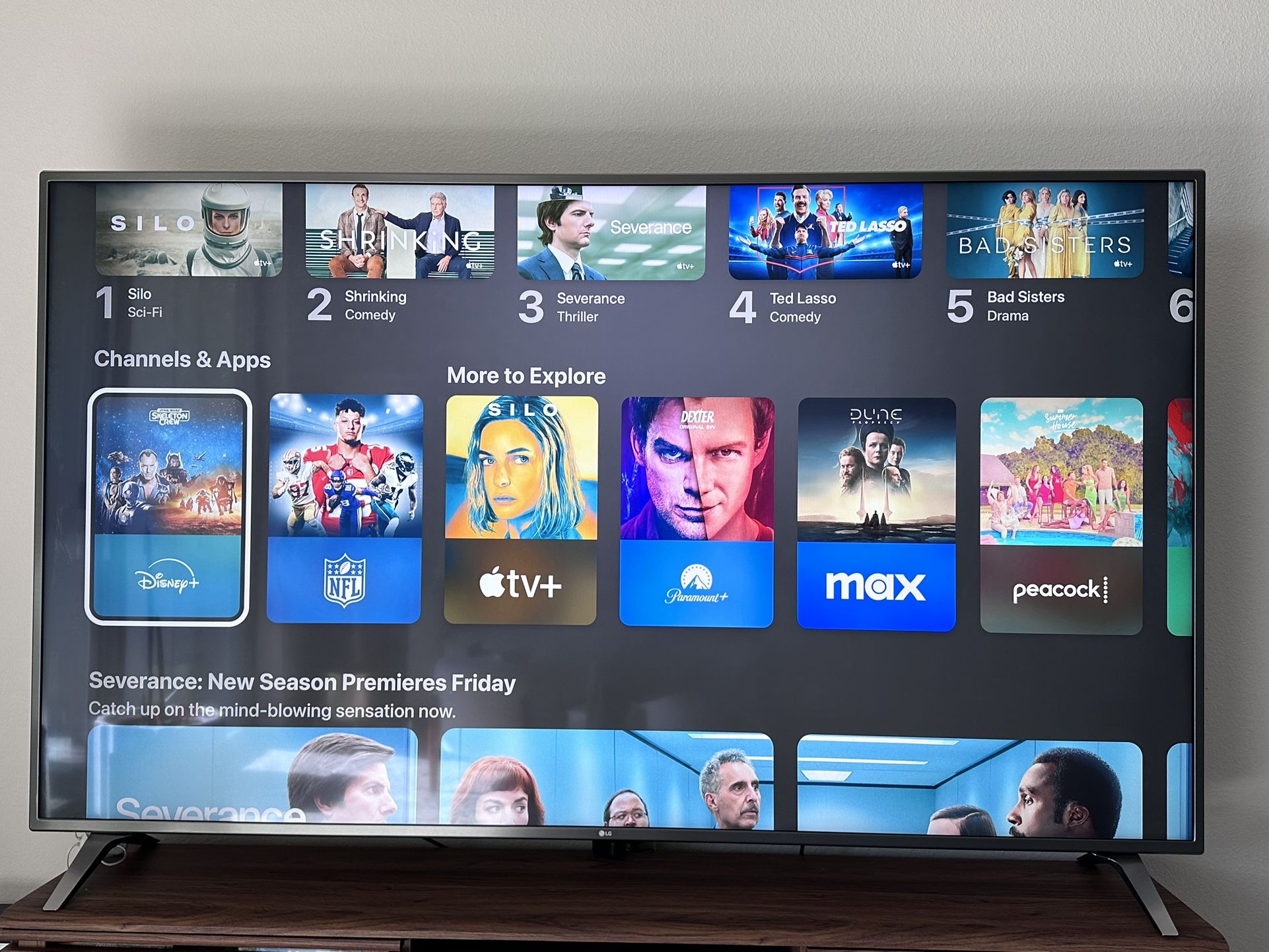 LG 82" 4K UHD LED LCD TV