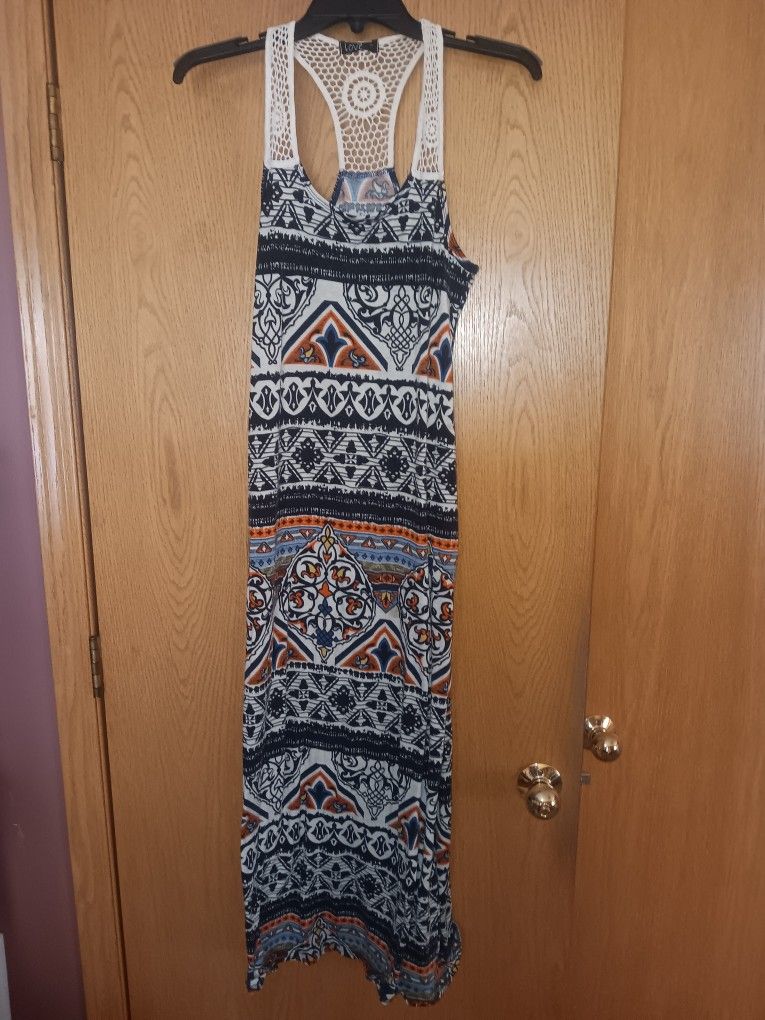 Women's Size Medium, LOVE FLOOR LENGTH SUNDRESS