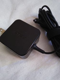 ASUS AC POWER ADAPTER 19V - 1.75A FOR LAPTOP