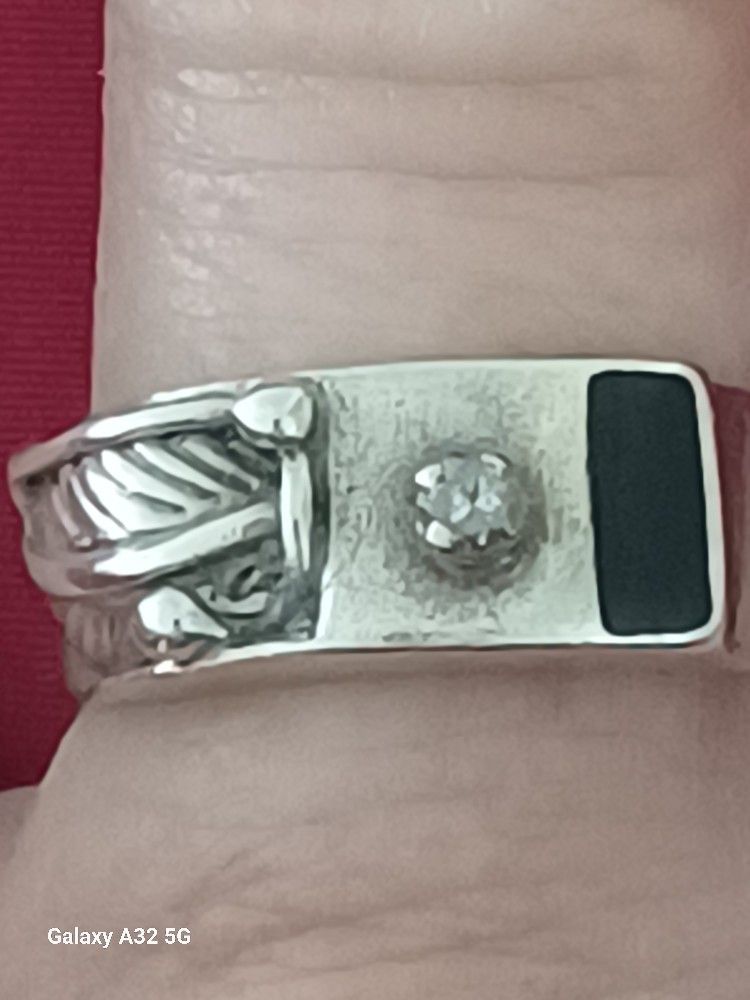 Vtg.Rare Sterling Silver Onyx& Cz Leaves Band Ring- Sz7