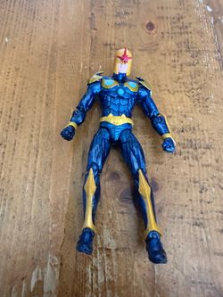Nova Figure