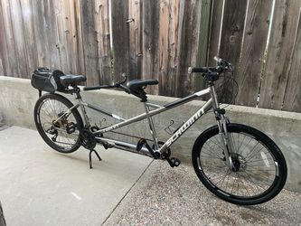 Schwinn Twinn / 26" Wheels / 21 Speed Tandem