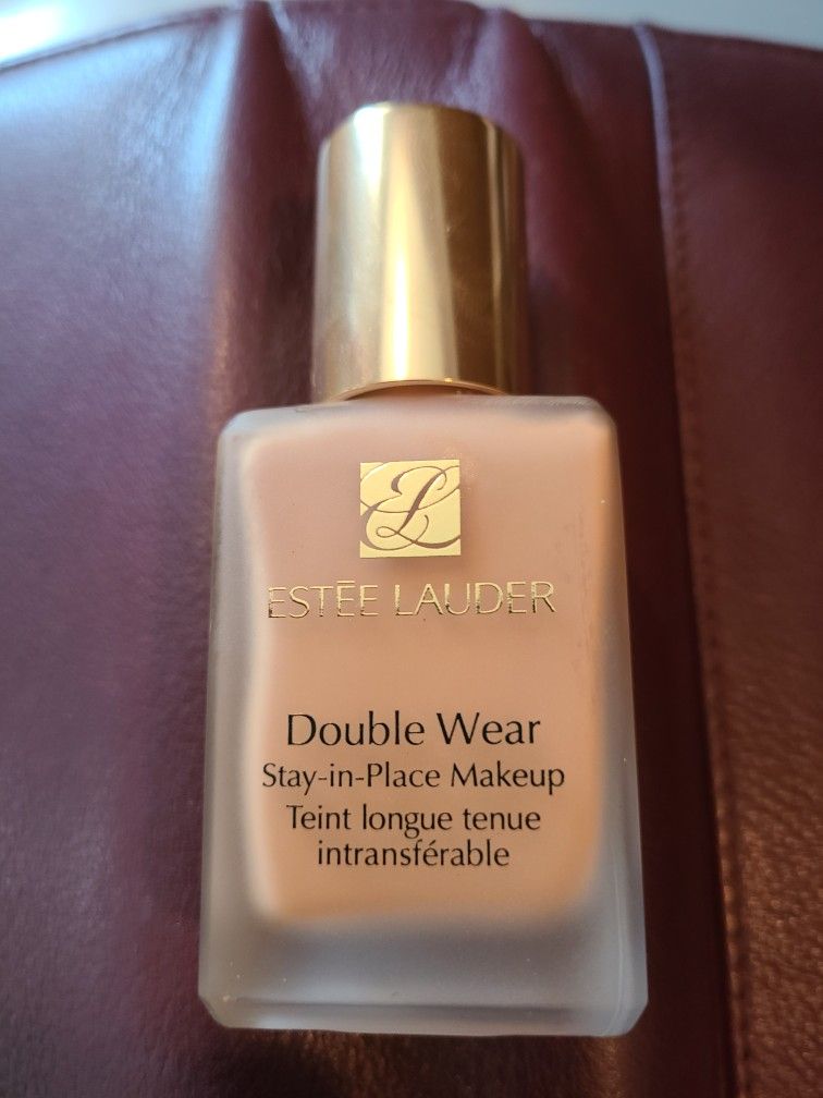 Estee Lauder Double Wear Foundation - Brand New In Box