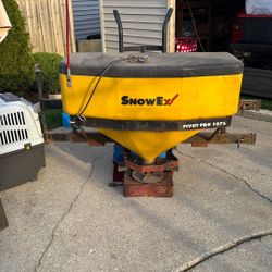 Snowex Salter ( No Cables Or Controller)