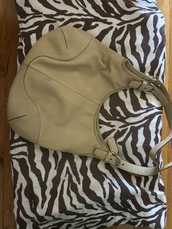 Vintage coach Leather Purse 