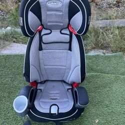 Booster seat tall adjustable back Graco Nautilus 65 LX (in Des Moines)