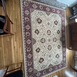 Traditional Area Rug