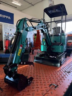 New Mini Excavator For Sale! 1.5 Ton Mini Excavator