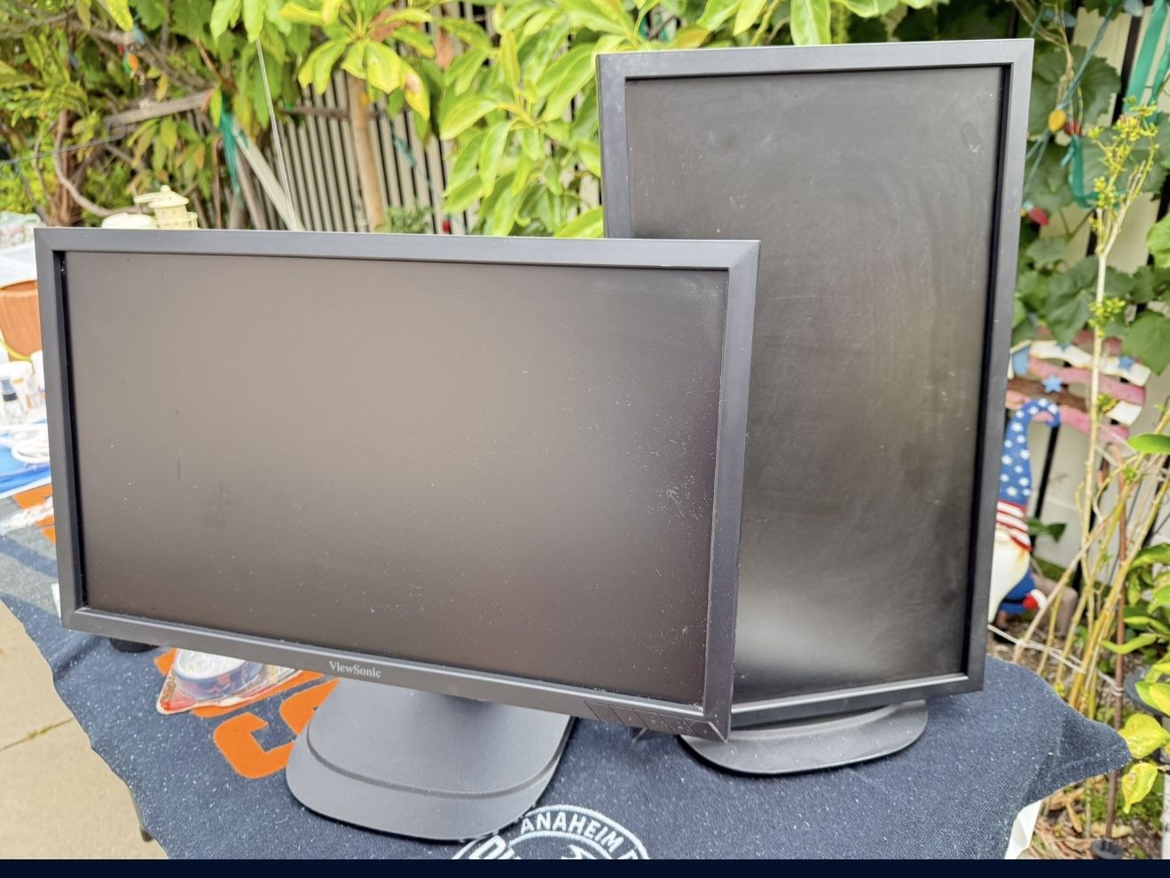 Computer Monitors Set Of 2