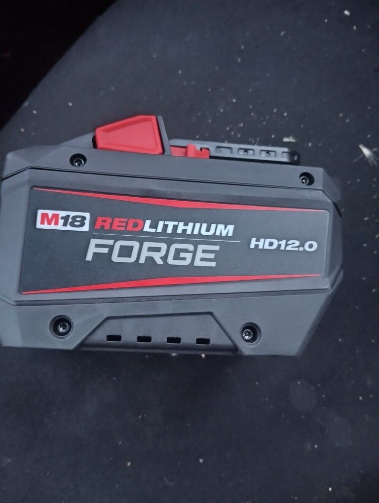 Milwaukee M18 18v Red lithium forge HD12.0 New Firm Price