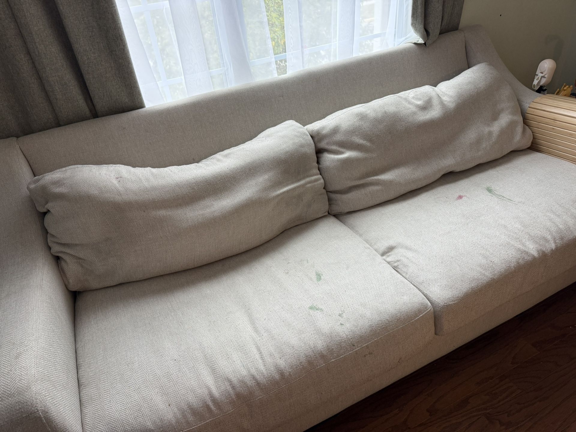 FREE COUCH