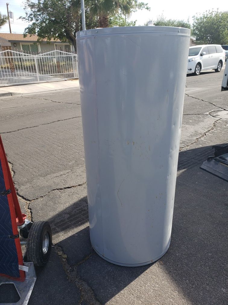 40 gallon electric water heater