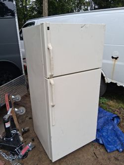 Hotpoint refrigerator