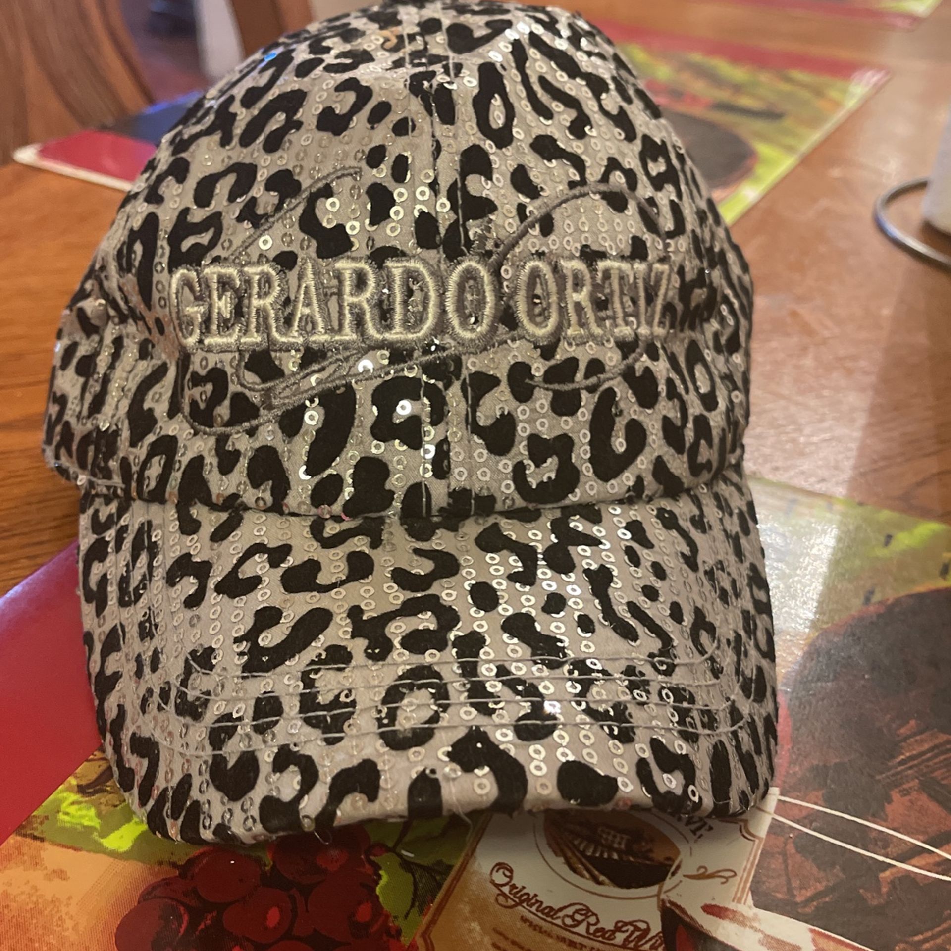 Gerardo Ortiz Hat