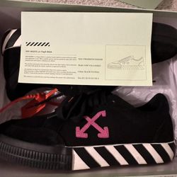 Off white Vulcanized Black SIZE 9.5/43