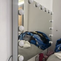 ✨ Vanity Mirror for Sale ✨