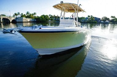 Edgewater 228CC - Pristine Shape
