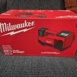 M18 Milwaukee Inflator 