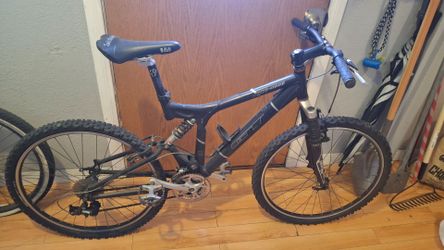 Suspension Mountain Bike – Sold As-Is