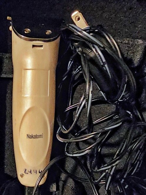 Paul Mitchell Nakatomi Pro tools hair trimmer clipper 9 ft cord + case