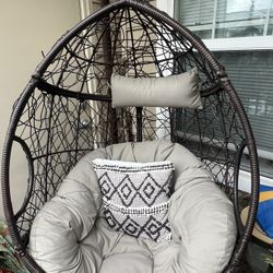 Egg Swing
