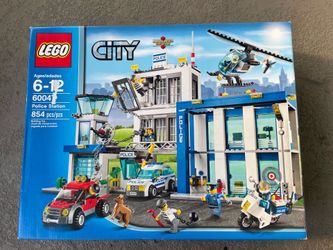 LEGO CITY 60047 Police Station